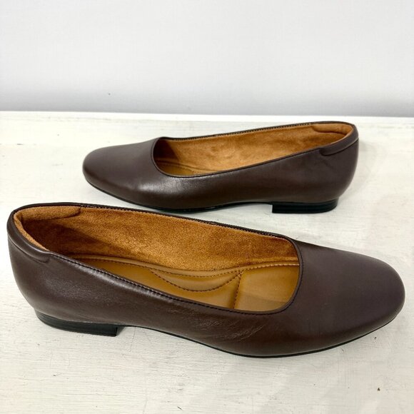Naturlizer Brown Leather Kelly Ballet Comfort Slip On Flats Shoes Size 9.5 Wide - Picture 7 of 10